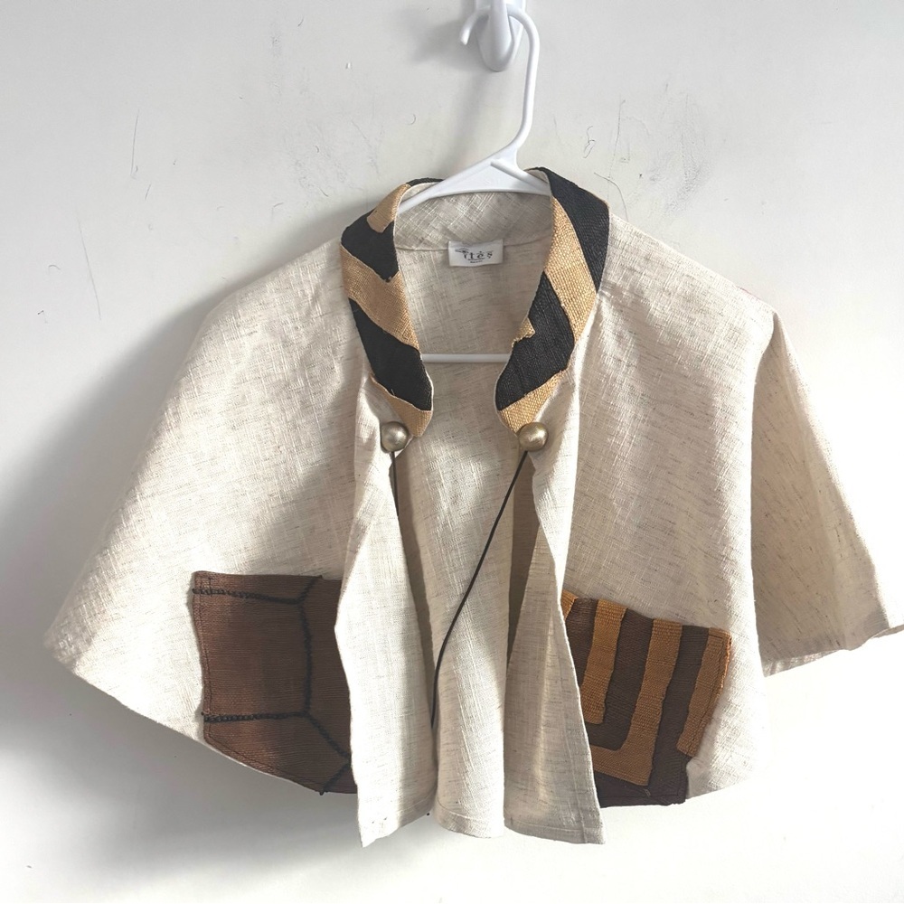 Women Handmade Style Poncho Cropped Open Front Earth Tones Neutral Artisan indie